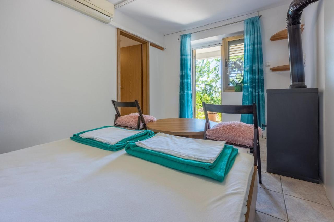 Apartmani Azur Dramalj Eksteriør billede
